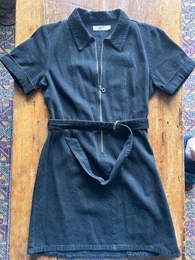 TWIK (Simons) Black 100% Cotton Zip Front Mini Dress with Belt & Collar (LG)